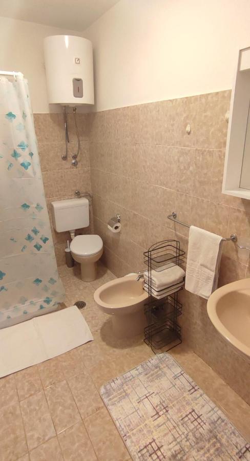 Villa Libe Baška Voda Exterior foto